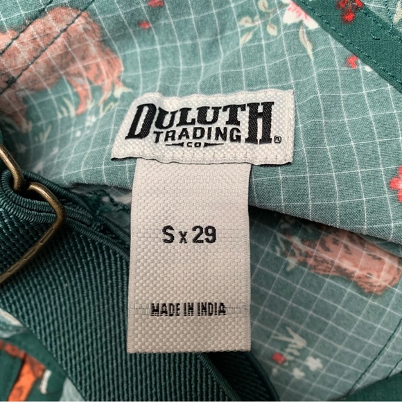 NWT Duluth Small x29” Heirloom Gardening Overalls Peninsula Green Highland Cow - Picture 2 of 8